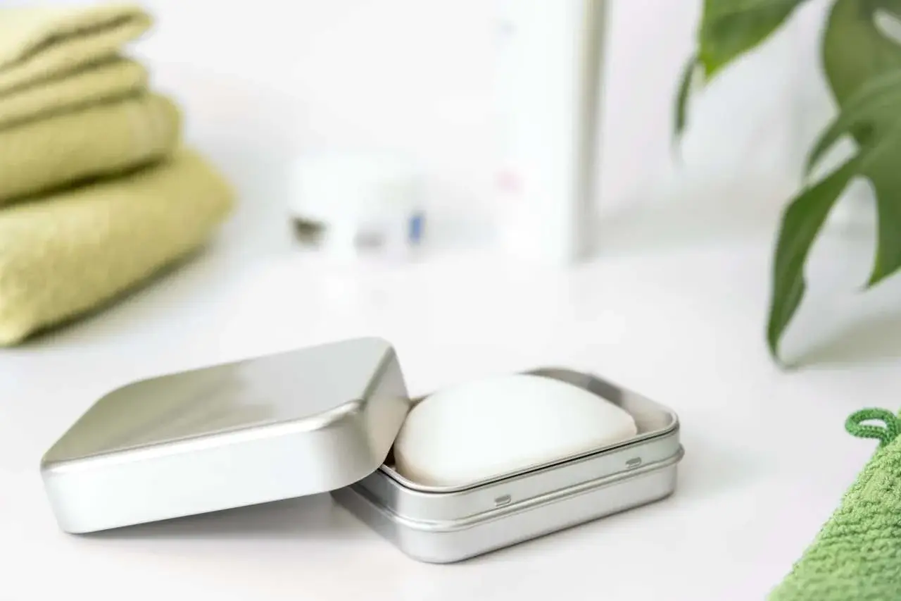 Seifendose mit Abtropfschale, 3-teilig Seifendose mit Abtropfschale, 3-teilig