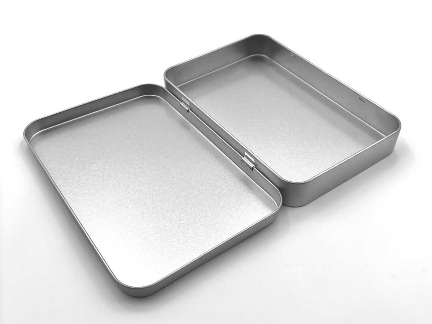 DIN A6 Scharnierdeckeldose (165*110*23mm)
